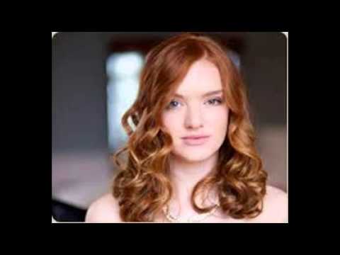 download lagu mp3 mp4 Makeup Artist Fife, download lagu Makeup Artist Fife gratis, unduh video klip Makeup Artist Fife