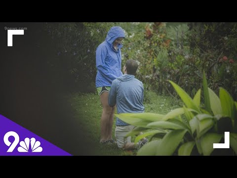 9NEWS meteorologist Chris Bianchi gets engaged in Costa Rica