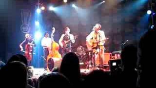 THE AVETT BROTHERS- PRETTY GIRL FROM CHILE