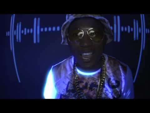 Khuli Chana - Ma Hamba Yedwa (Prod. by Beatmochini)