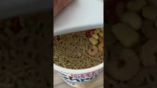 【海外生活Vlog】ドイツのカップヌードルを食べてみた🍜