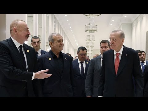 آغاز اجلاس اکو در آذربایجان؛ مسعود پزشکیان: ایران از «حاکمیت ملی و تمامیت ارضی» خود دفاع کرد