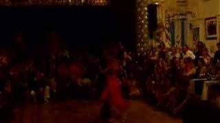 Video thumbnail for Javier Rodriguez y Andrea Misse - Noche Misse