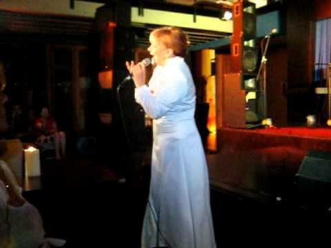 Tereza Kesovija - I gledam moje Konavle