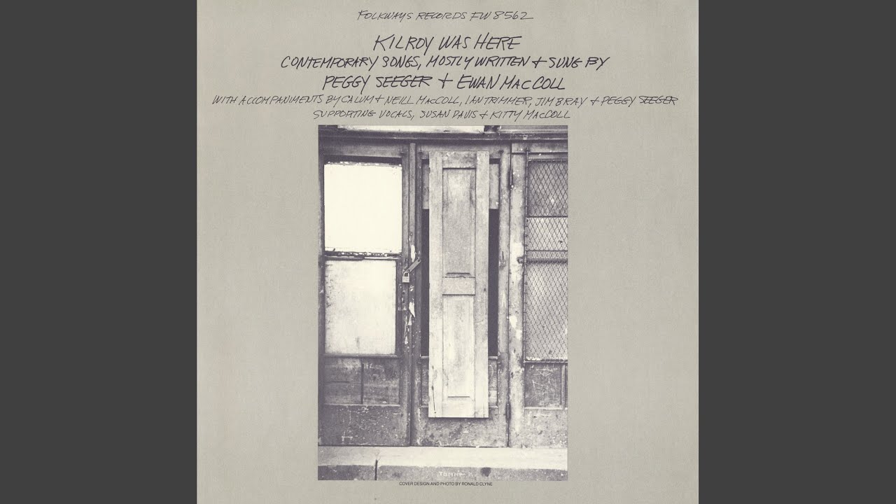 Ewan MacColl - Nobody Knew She Was There