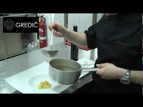 Cappelletto di vitello in brodo di cappone - www.lechicchedigredicavenanti.it