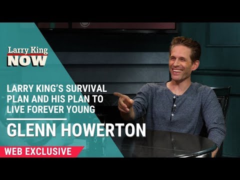 Glenn Howerton And Pete Holmes Discuss Larry’s Survival Plan and His Plan To Live Forever Young
