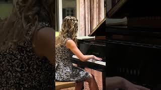 Concert Pianist