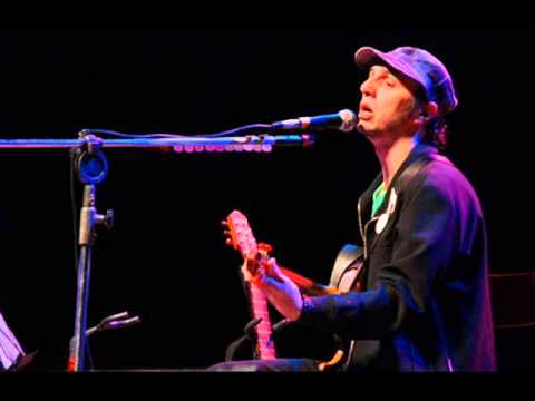 Nalgum lugar - Zeca Baleiro