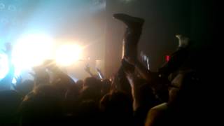Sleigh Bells Alexis crowd surfing / &quot;A/B Machines&quot; Live in Des Moines 2014