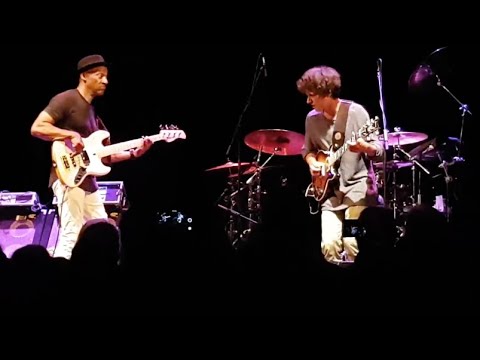 Marcus Miller feat. Tom Ibarra // Tutu live at Jazzopen Stuttgart