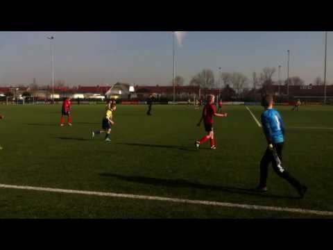 Kennemers - Odin 4-3; mooie aanval met kansen