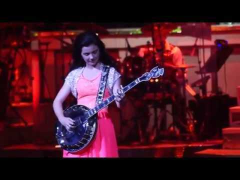 Willow Osborne - Foggy Mountain Breakdown 2015