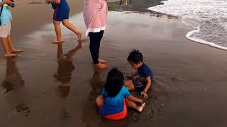preview picture of video 'Pantai Indah di blitar selatan, Pantai serang'