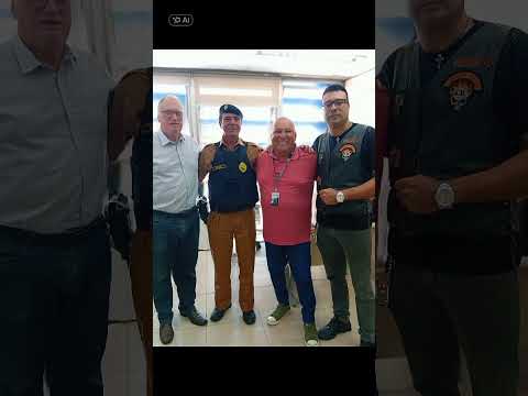 O Assessor do Gabinete no DETRAN/PR  Paulo Payakan e os Diretores do Comando BRAVO.