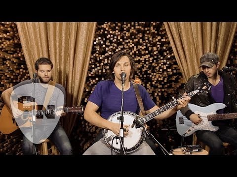 Charlie Worsham - Young To See | Hear and Now | Country Now