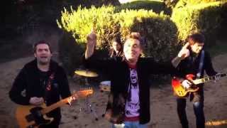 En Redondel Music Video