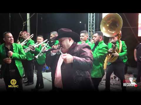 El Coyote y su banda tieera Santa ( Cuanto Me gusta este rancho) En Vivo jomulquillo zacatecas