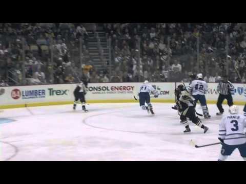 JVR 1-1 Goal - Maple Leafs @ Penguins (Nov 27, 2013)