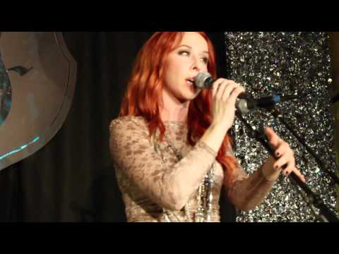 Linda Pritchard - Glorious (Live @ Finest Awards) www.popdrommen.se