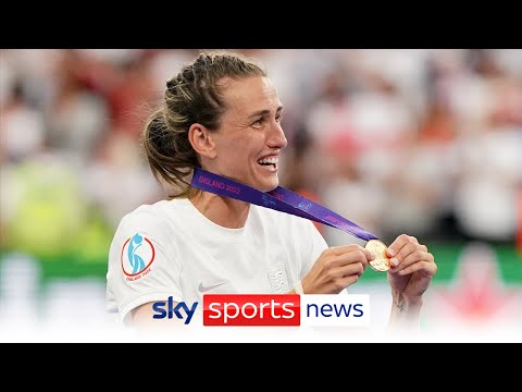 Jill Scott announces her retirement from football