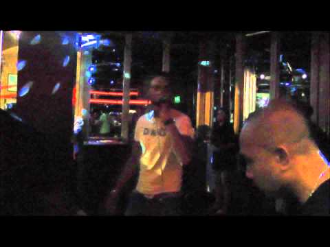 Andy P with MC Munchie - Urban Noize Live @  Revolutions Bar Leadenhall London.wmv
