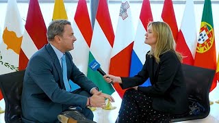 Xavier Bettel compara la política de Orbán con regímenes fascistas por discriminar a minorías