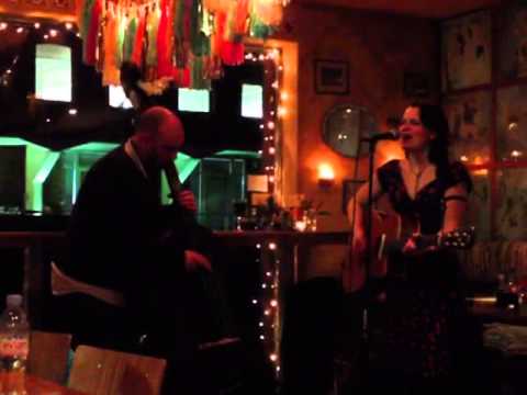 02 - EVA ABRAHAM & ANDY [Acoustic Sessions]