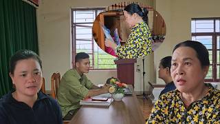 Download lagu Ly May and her mother reported the loss of the land transfer documents to the police. mp3 Download lagu Ly May and her mother reported the loss of the land transfer documents to the police. mp3