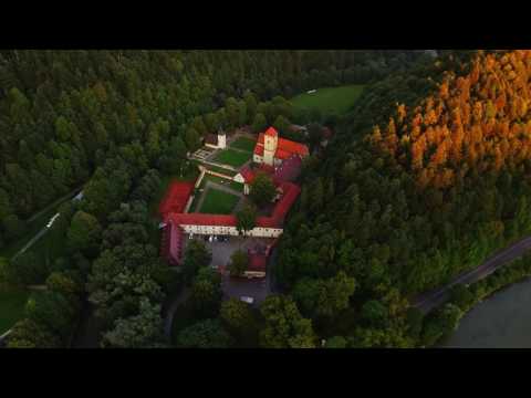 Sromowce niżne z lotu ptaka.