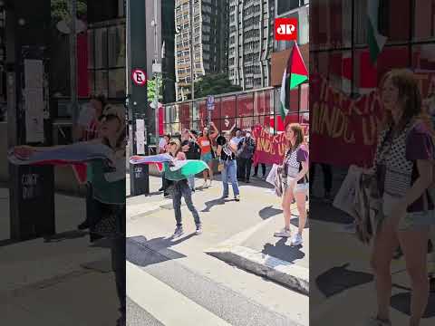 Manifestantes fazem ato em apoio à Palestina na Avenida Paulista #shorts