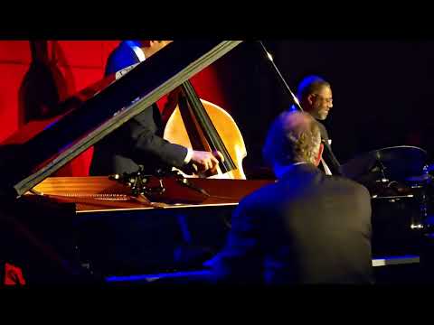 Bill Charlap Trio "Intro and First Song"
