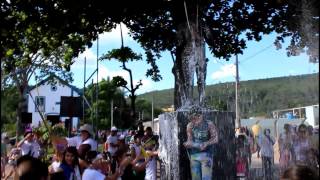 preview picture of video 'LAVAGEM do BANDEIRANTE - Um Banho na História de Pitangui'