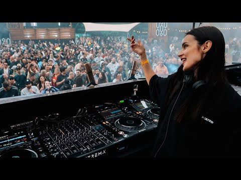 Super cool songs remixed from the 70s, 80s, 90s . Let's enjoy and remember beautiful memories