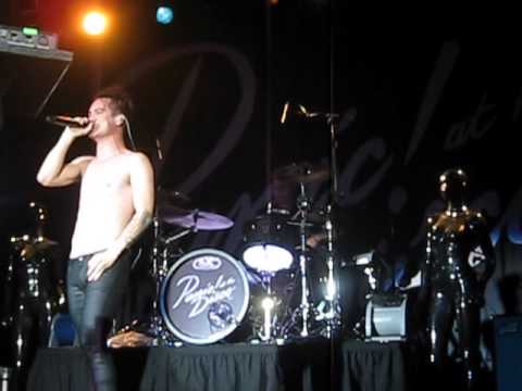 Panic! at the Disco - Jeremy (Pearl Jam cover) live 9-13-13