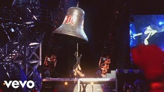 AC/DC - Hells Bells (Plaza De Toros De Las Ventas, July 1996)
