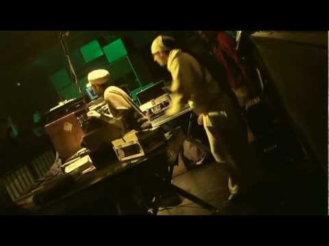 Rennes Dub Me Crazy #1 - Blackboard Jungle ▶ Frankie Paul & The Ganglords "Thanks & Praises" ③