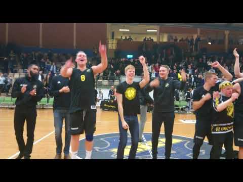 AIK Basket firar med fansen (AIK - Djurgården 109-99)