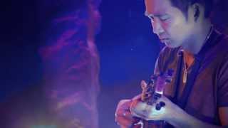 Ukulele Thursdays: Episode 28 Blue Roses Falling