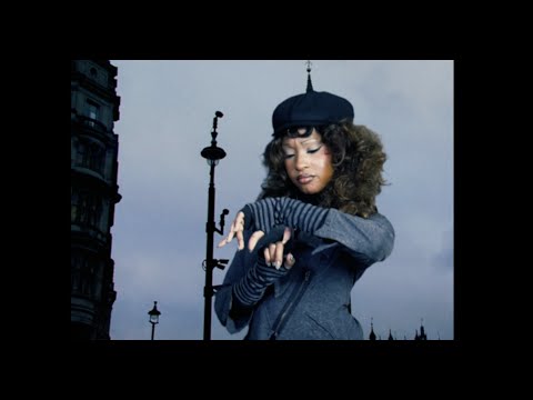 Natanya - On Ur Time (Official Visualizer)