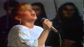 Sezen Aksu  &quot;Sen aglama&quot; Canli  (Bülbül)