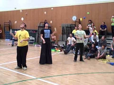 5 Ball Endurance at the 2011 Damento Juggling Festival
