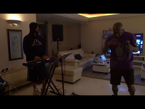 تمرین بند با امیر تتلو و رضا پیشرو  استانیول   @AmirTataloo @rezapishrorail ۱۶ اکتبر ۲۰۲۱