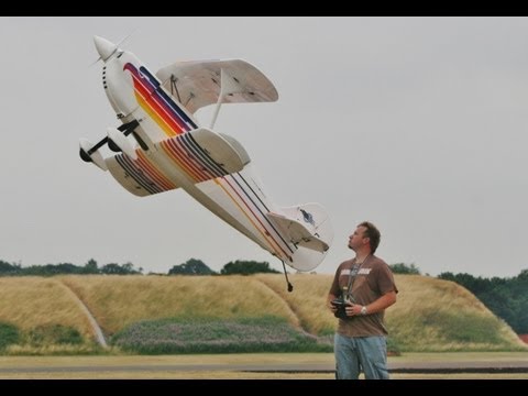 RC GIANT 50% SCALE CHRISTEN EAGLE - ROBBIE SKIPTON - LMA MODEL AIRSHOW AT RAF COSFORD 2013