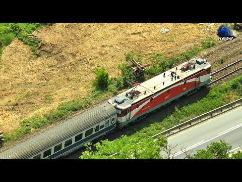 Trenuri de pe Cetatea Șoimoș/Trains From Șoimoș Fortress on in Radna - 09 May 2018