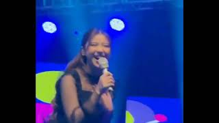 Download lagu Konser Bahaya Mantan Terindah Tiara Andini, ada Kahitna dan Arsy Widianto, penonton histeris mp3