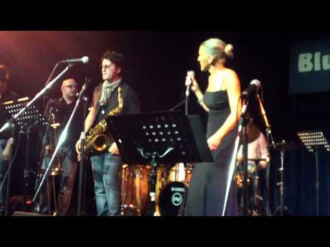 Rock With You - Samantha Iorio (Live Blue Note Milano 2011)