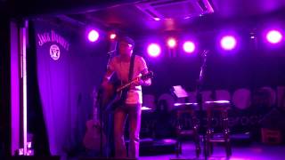 Dave McPherson - &#39;Turbulence&#39; InMe song Unplugged Guildford Boileroom