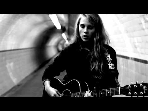 Marika Hackman - Cannibal (acoustic)
