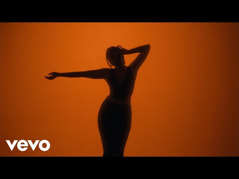 RIZA - Libre (Official Video)